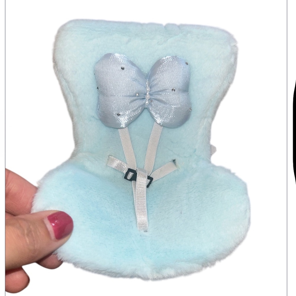 Labubu car seat - Picture 4 of 4